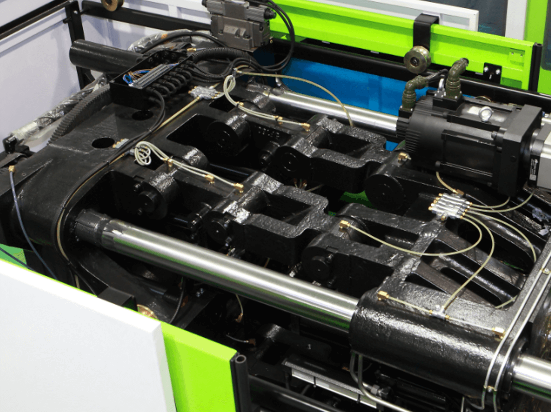 對(duì)稱(chēng)雙機(jī)絞的鎖模機(jī)構(gòu)