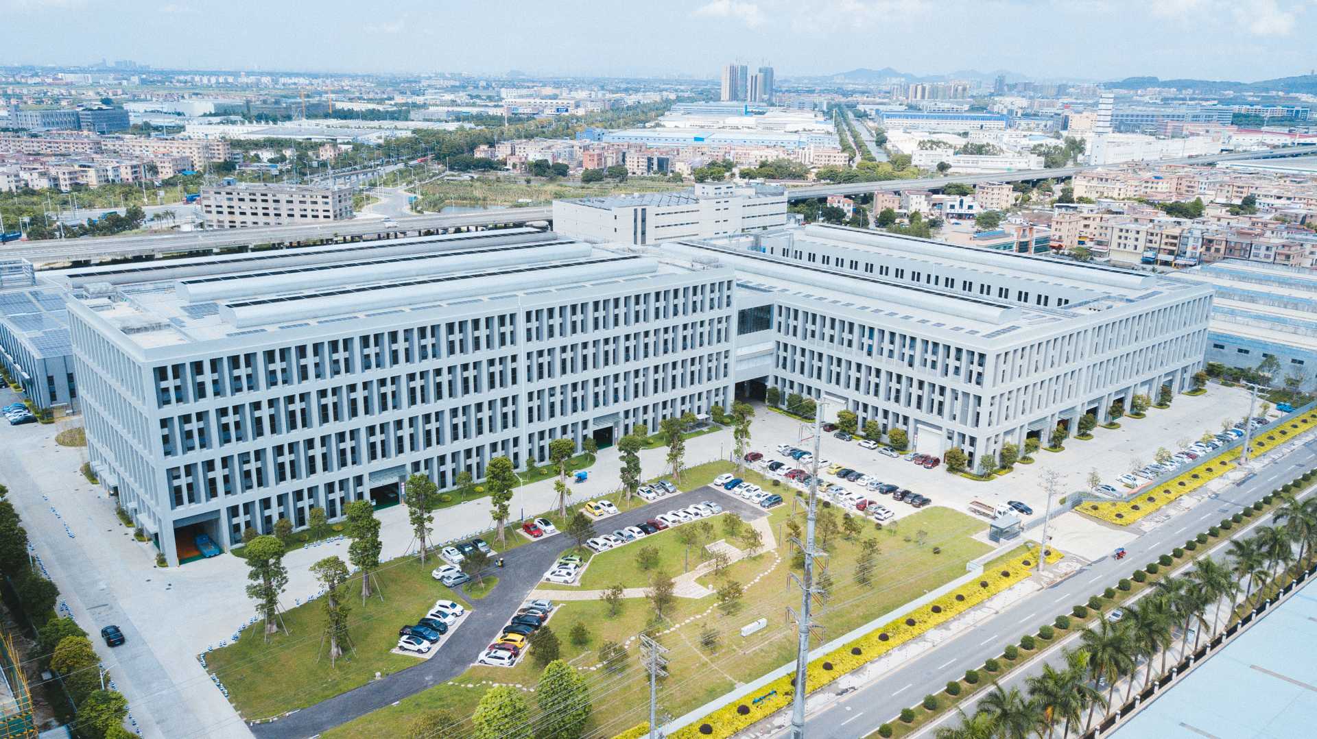 Fábrica no 2 de Wusha de YIZUMI China