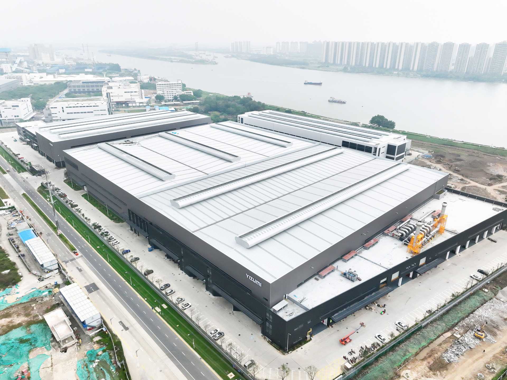 Fábrica no 3 de Wusha de YIZUMI China